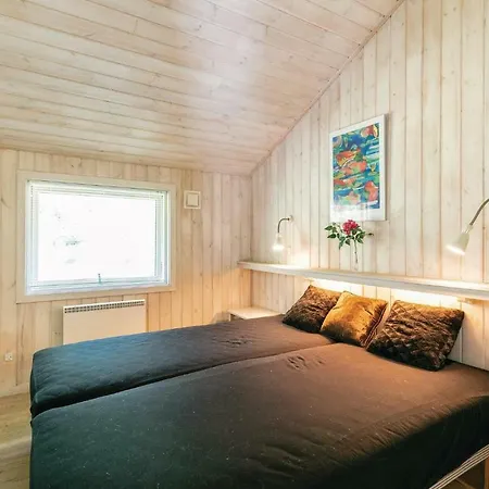 Holiday home Pet Friendly In Nexo With Wifi Spidsegard